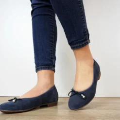ARA MOCASSINO IN CAMOSCIO ULTRALEGGERO BLU