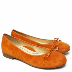 ARA MOCASSINO IN CAMOSCIO ULTRALEGGERO ARANCIONE